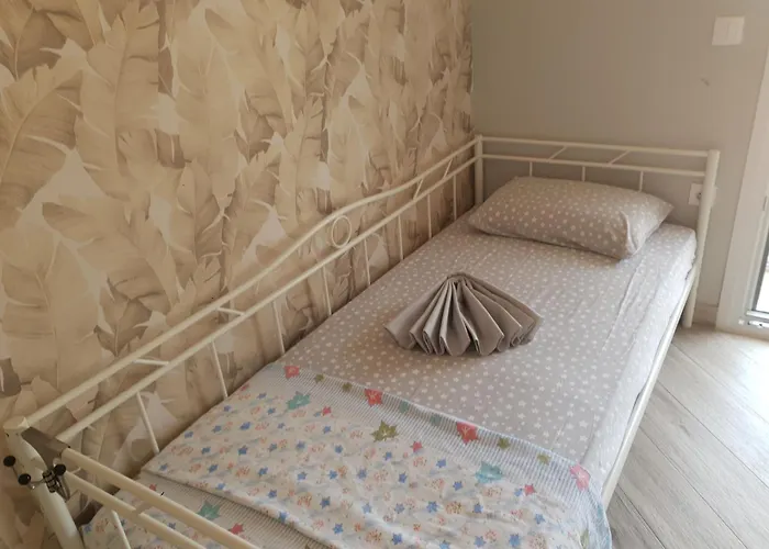 דירה το σπιτι της μπρουνας נאה פוטידאה